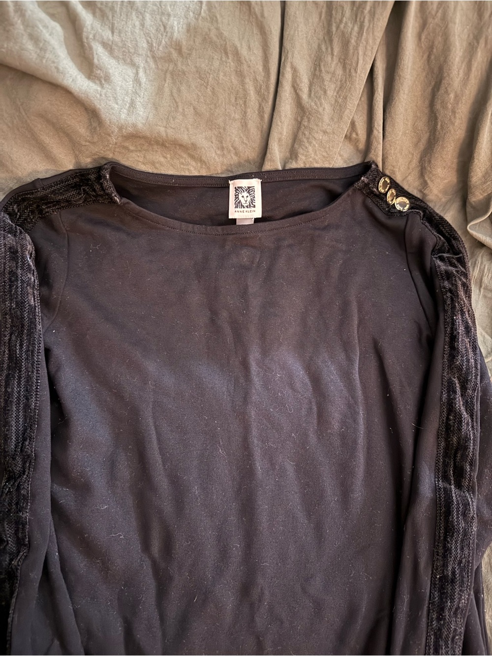Anne Klein Black Long Sleeve Velvet-Trim Top
